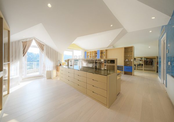 REMAX 7TEPE'DEN SATILIK HAVUZLU VE ÇELİK ÇATILI C TİPİ VİLLA küçük görsel