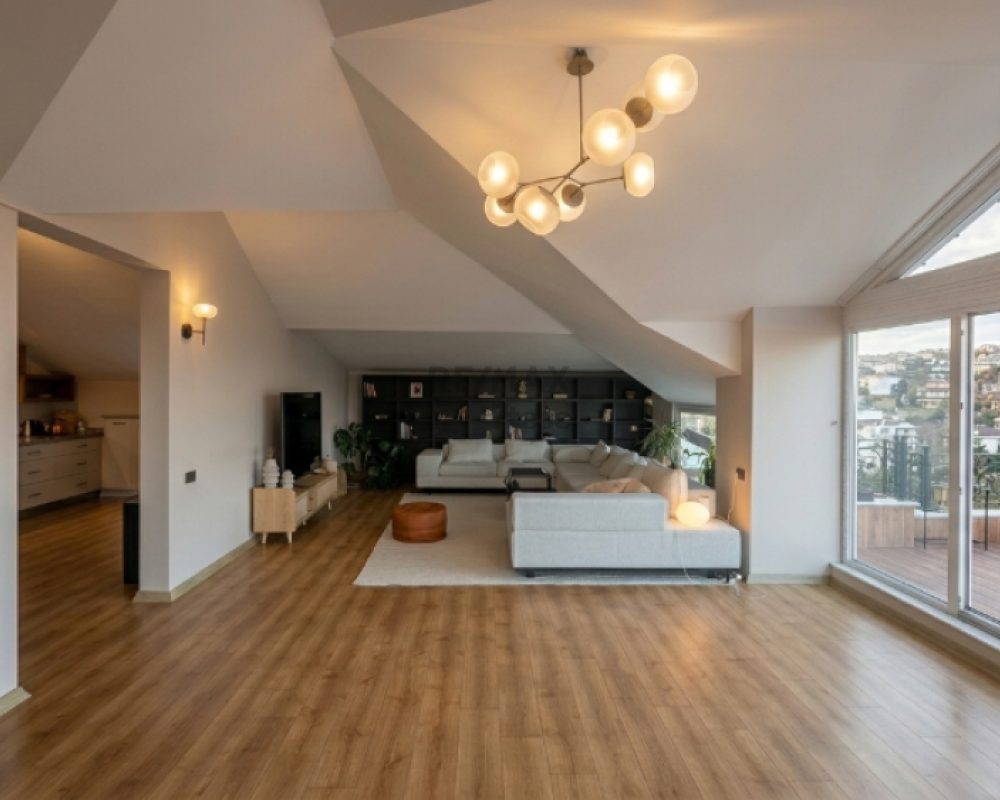 REMAX 7TEPE'DEN 4+1 ÇATI DUBLEKS KİRALIK VİLLA