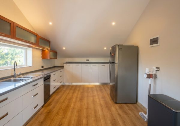 REMAX 7TEPE'DEN 4+1 ÇATI DUBLEKS KİRALIK VİLLA küçük görsel