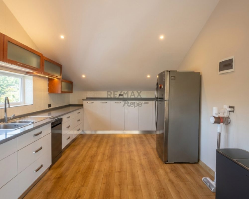 REMAX 7TEPE'DEN 4+1 ÇATI DUBLEKS KİRALIK VİLLA