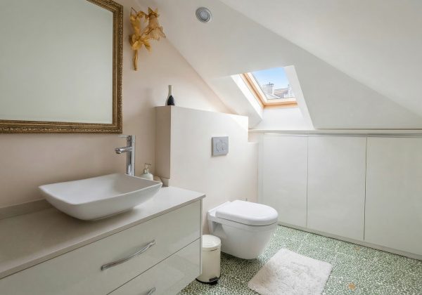 REMAX 7TEPE'DEN 4+1 ÇATI DUBLEKS KİRALIK VİLLA küçük görsel