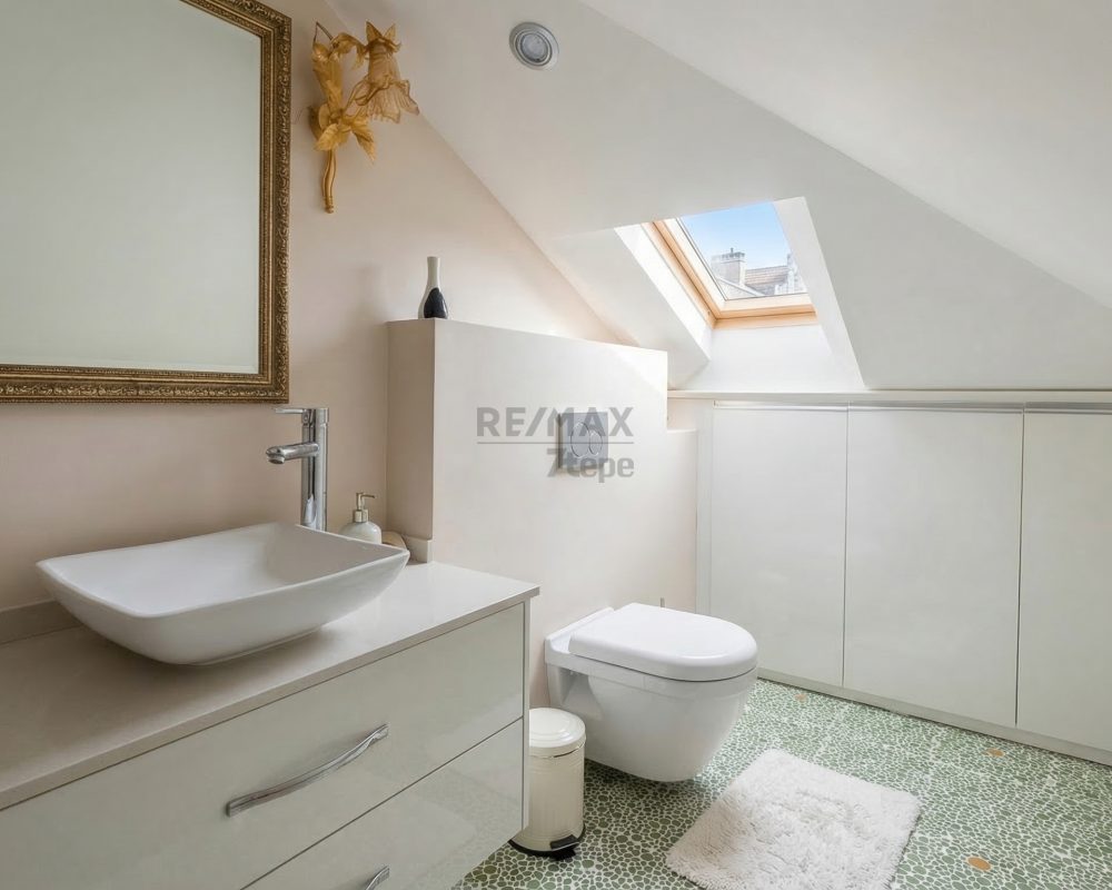 REMAX 7TEPE'DEN 4+1 ÇATI DUBLEKS KİRALIK VİLLA