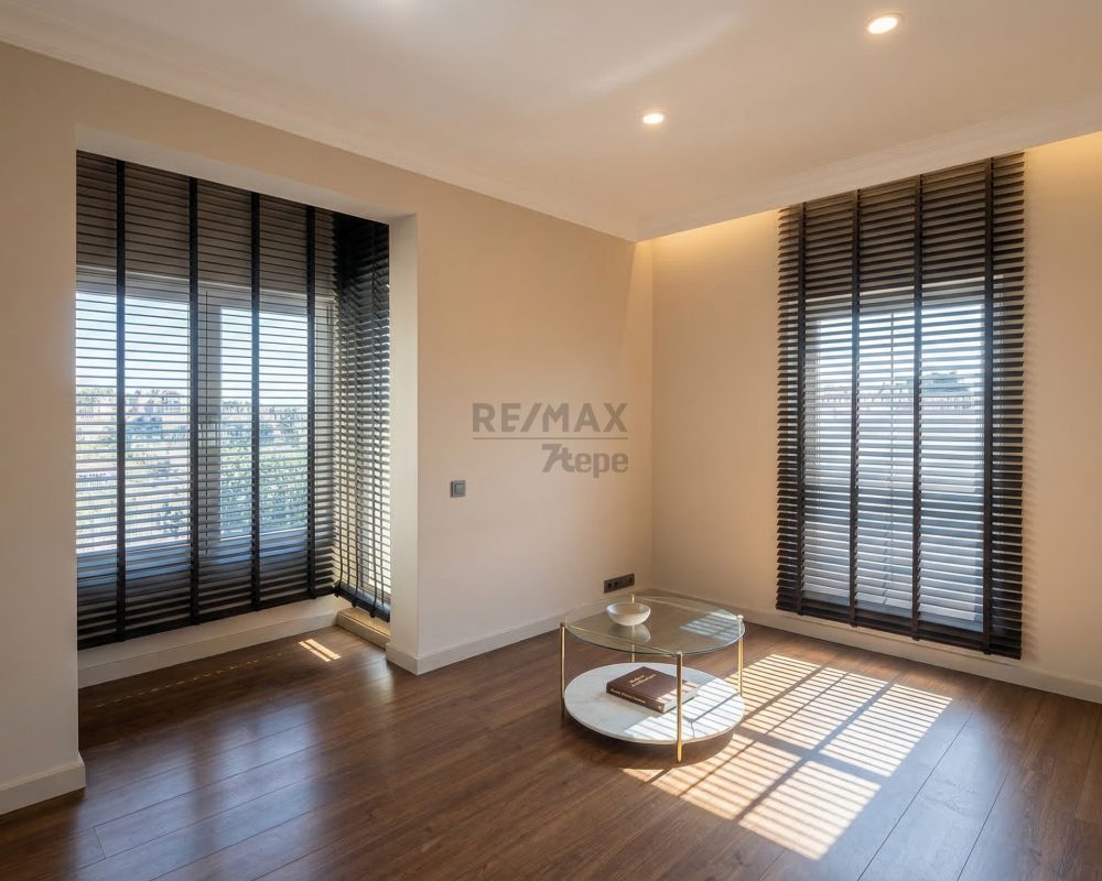 REMAX 7TEPE'DEN 4+1 ÇATI DUBLEKS KİRALIK VİLLA