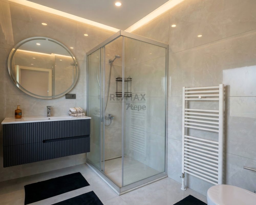 REMAX 7TEPE'DEN 4+1 ÇATI DUBLEKS KİRALIK VİLLA