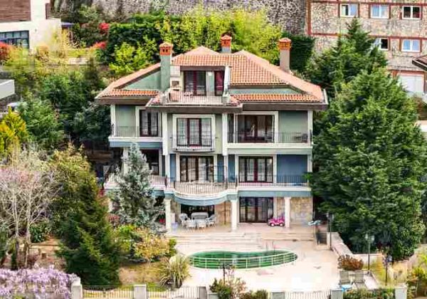 REMAX 7TEPE'DEN BEYKOZ KONAKLARI MANZARALI BR TIPI VILLA