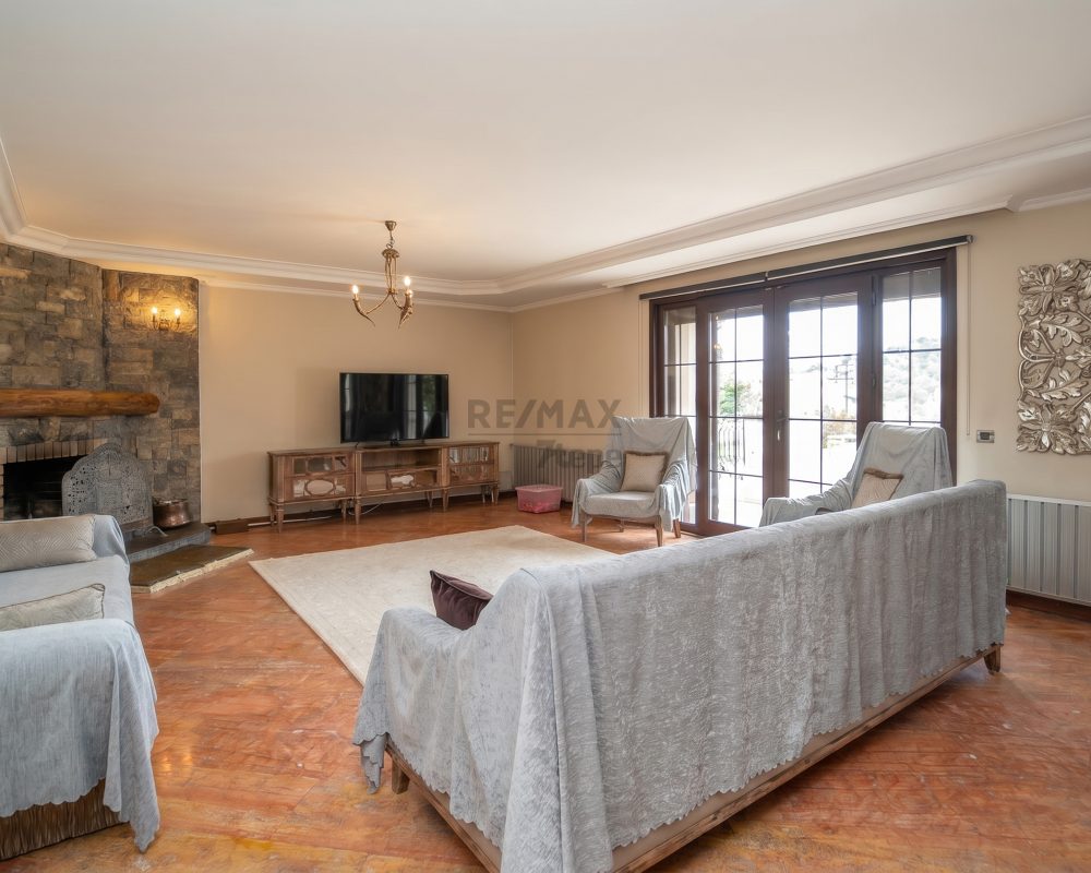 REMAX 7TEPE'DEN BEYKOZ KONAKLARI MANZARALI BR TIPI VILLA