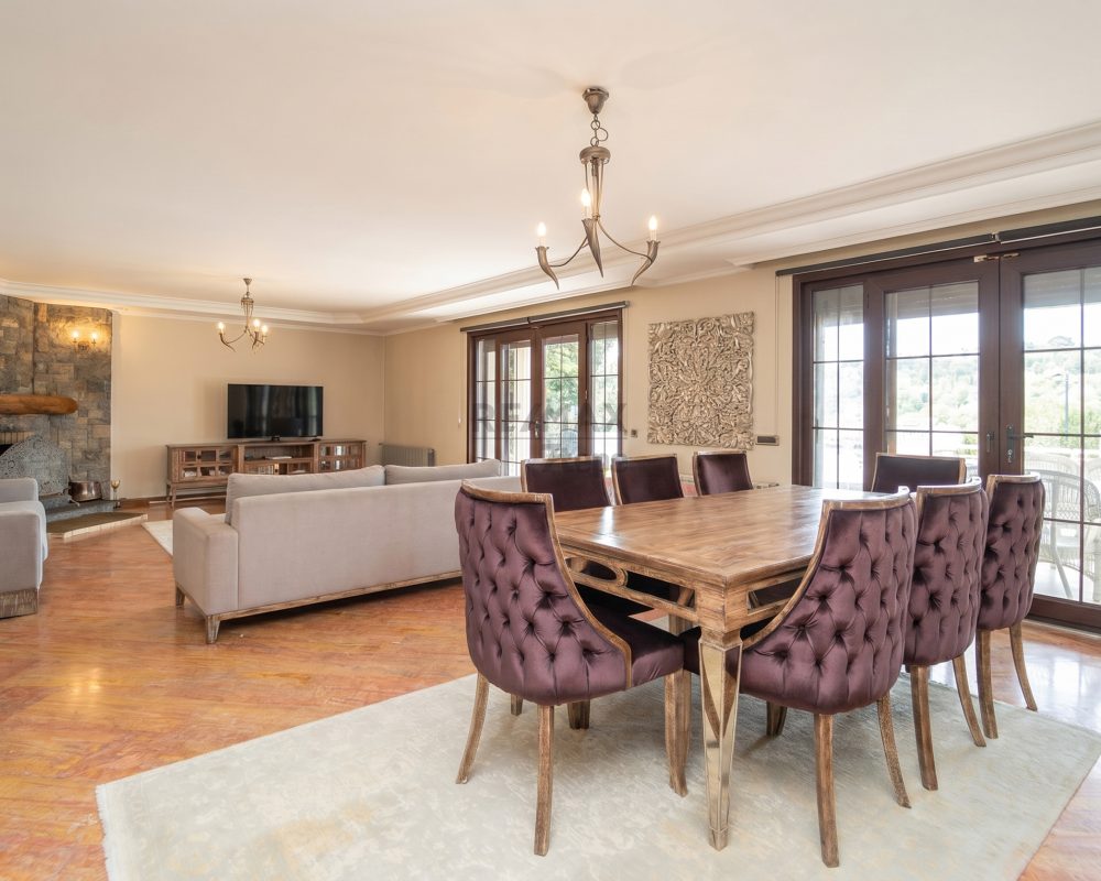 REMAX 7TEPE'DEN BEYKOZ KONAKLARI MANZARALI BR TIPI VILLA