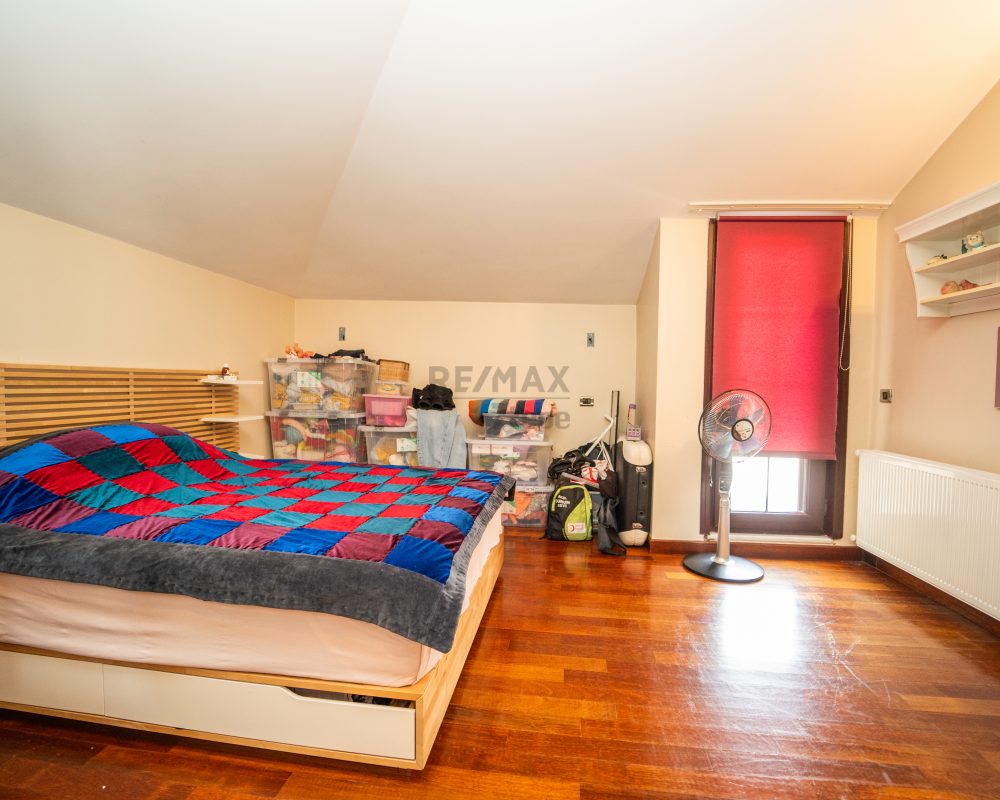 REMAX 7TEPE'DEN BEYKOZ KONAKLARI MANZARALI BR TIPI VILLA
