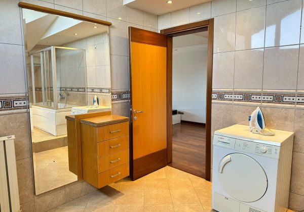 Boğazüstü Evlerinde Kiralık 2+1 Çatı Katı küçük görsel