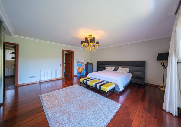 REMAX 7TEPE'DEN ACARKENT SATILIK NADİR HAVUZLU ÇATI TRİPLEKS küçük görsel