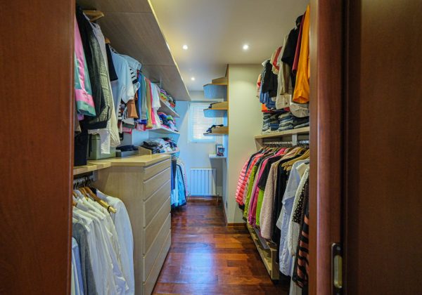 REMAX 7TEPE'DEN ACARKENT SATILIK NADİR HAVUZLU ÇATI TRİPLEKS küçük görsel