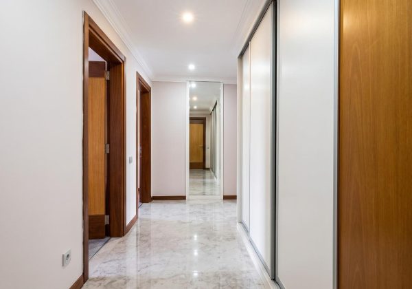 REMAX 7TEPE'DEN ACARKENT BOĞAZÜSTÜ EVLERİNDE SATILIK 4+1 DAİRE küçük görsel