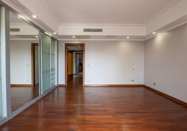 REMAX 7TEPE'DEN ACARKENT BOĞAZÜSTÜ EVLERİNDE SATILIK 4+1 DAİRE küçük görsel