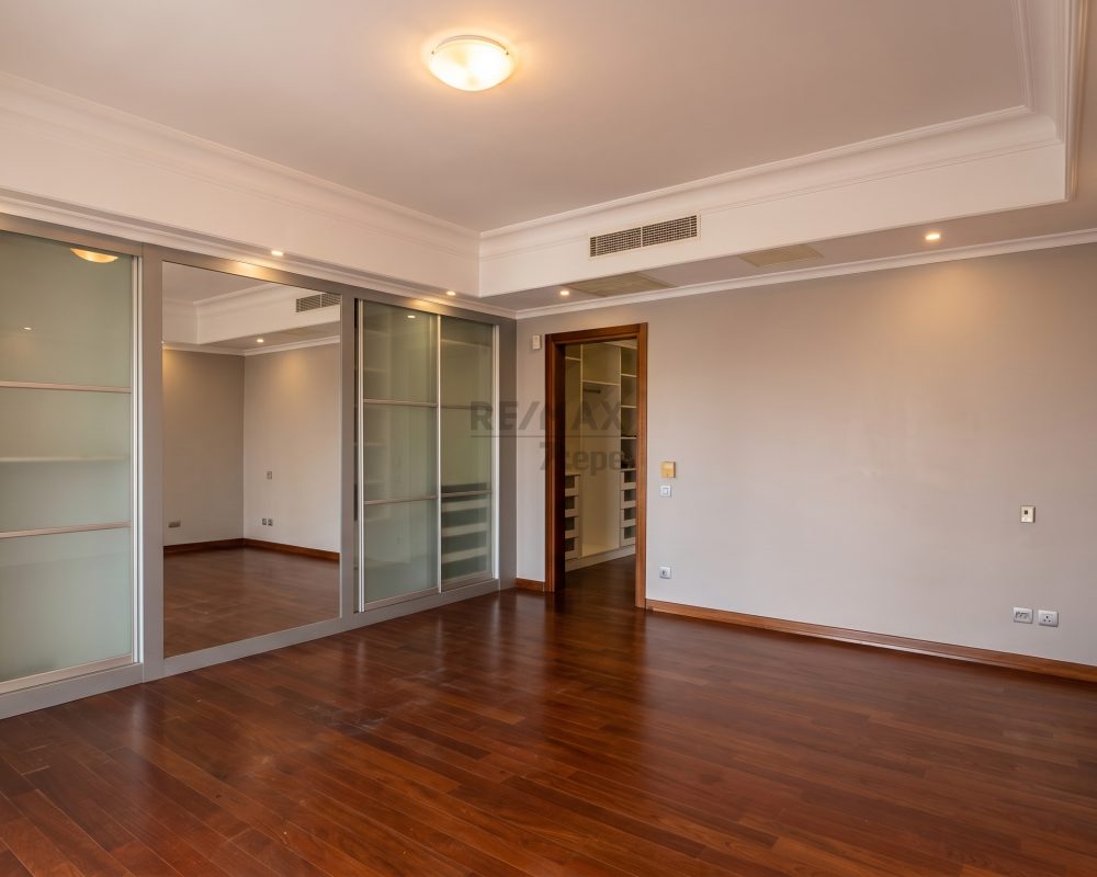 REMAX 7TEPE'DEN ACARKENT BOĞAZÜSTÜ EVLERİNDE SATILIK 4+1 DAİRE