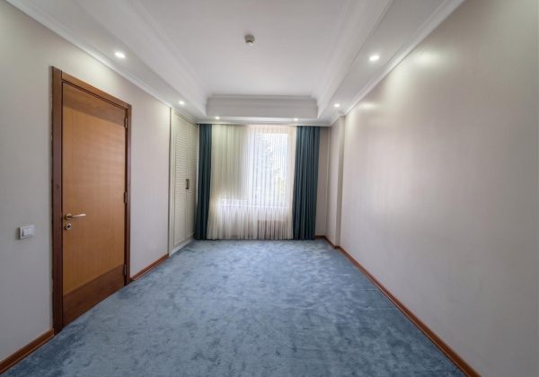 REMAX 7TEPE'DEN ACARKENT BOĞAZÜSTÜ EVLERİNDE SATILIK 4+1 DAİRE küçük görsel