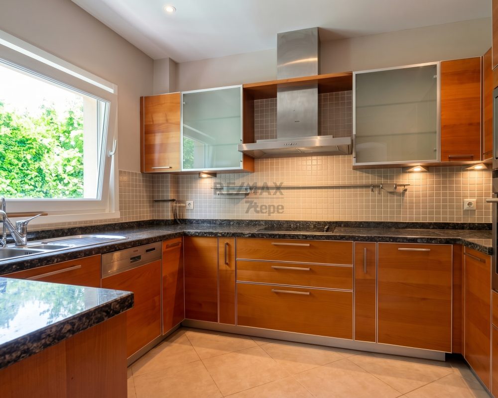 REMAX 7TEPE'DEN ACARKENT SİTESİN'DE KİRALIK ÇATI DUBLEKS