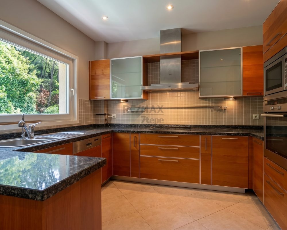 REMAX 7TEPE'DEN ACARKENT SİTESİN'DE KİRALIK ÇATI DUBLEKS
