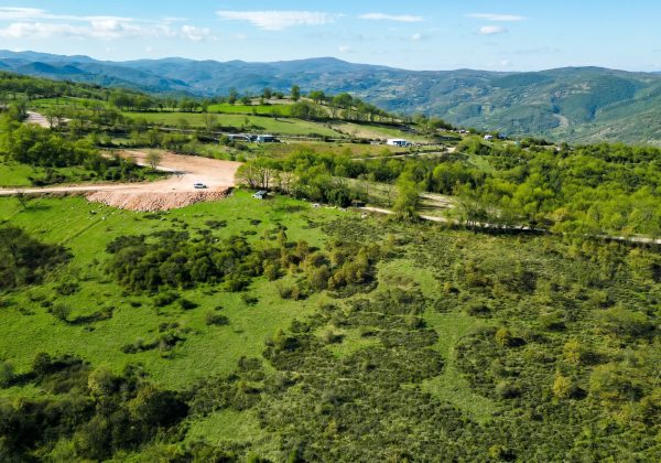 BALIKESİR GÖNEN’DE MERKEZE 5 KM, YÜKSEK KONUMLU, 30.726 m² YATIRIMLIK ARAZİ küçük görsel
