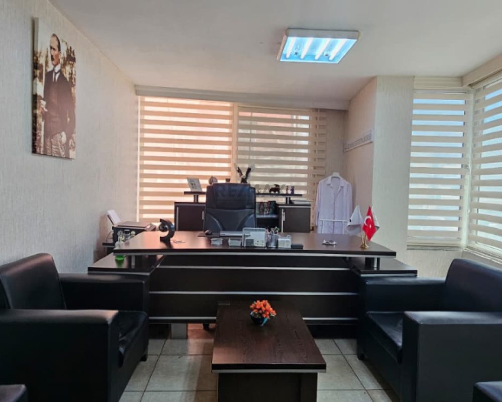 Kurtköy'de Devren Satılık Güzellik ve Estetisyen Akademisi | Aktif Öğrenci Portföylü