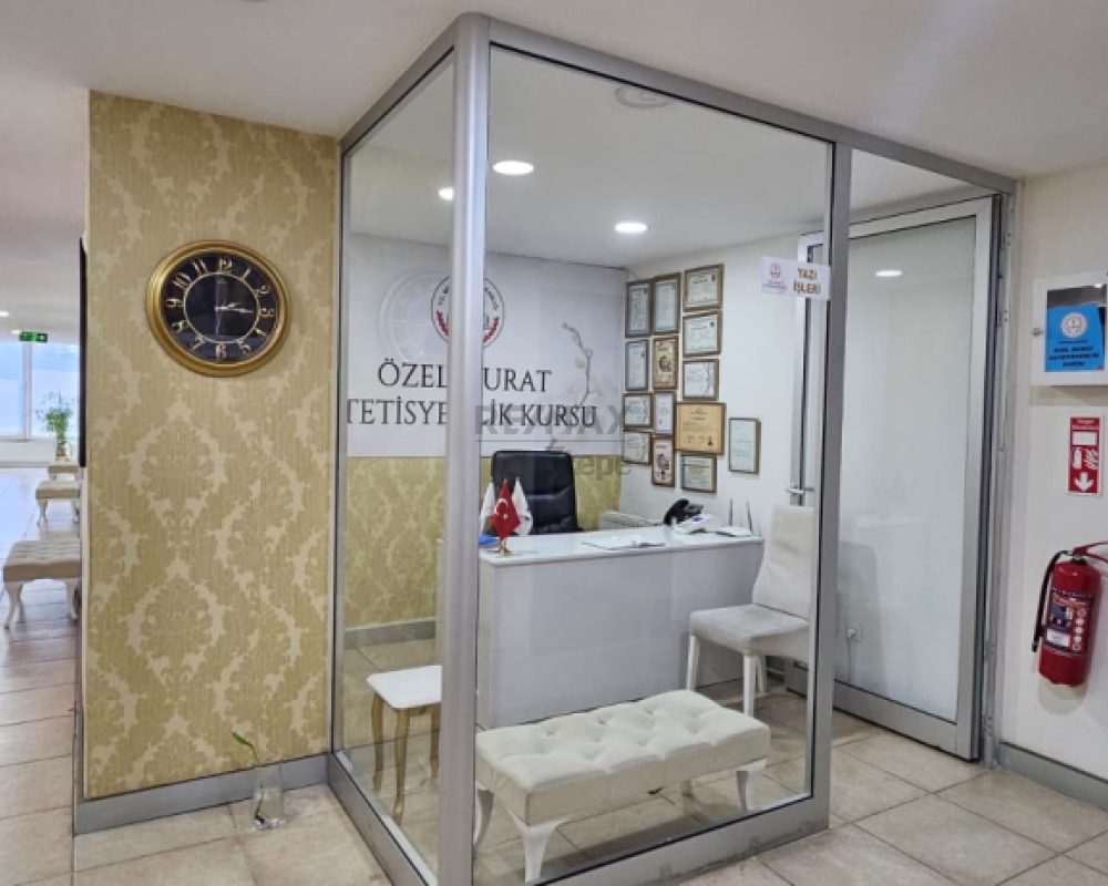 Kurtköy'de Devren Satılık Güzellik ve Estetisyen Akademisi | Aktif Öğrenci Portföylü