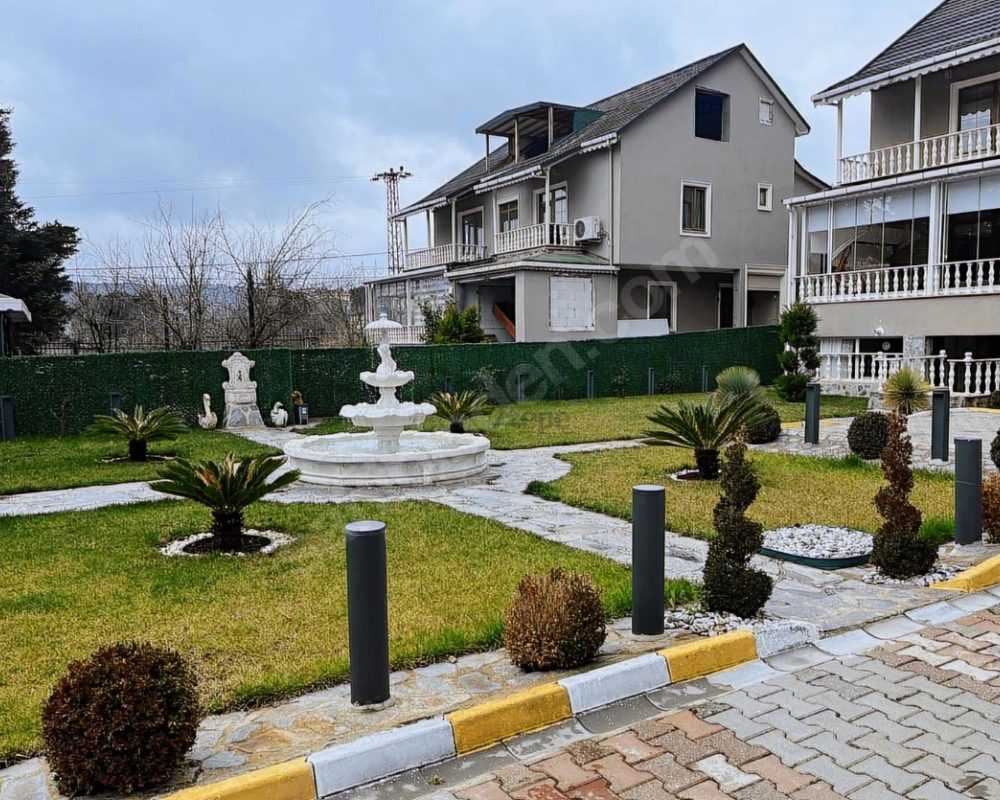 Reşadiye de satılık na tamam villa 6+2