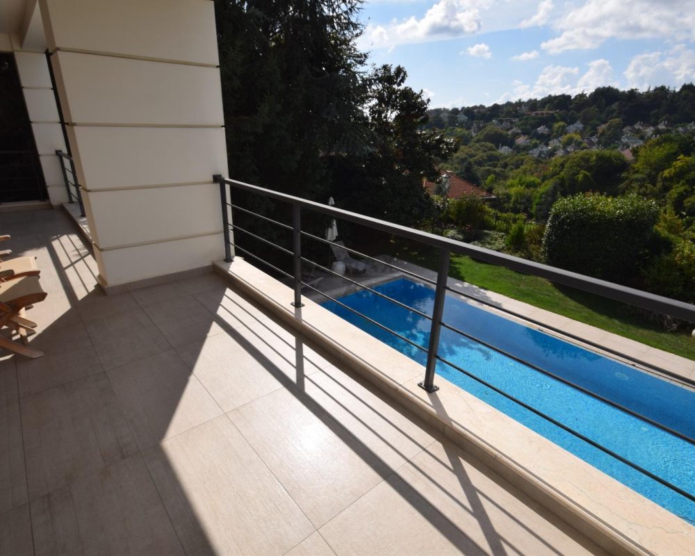 REMAX7TEPE DEN ACARKENTTE SATILIK C REVİZYON VİLLA