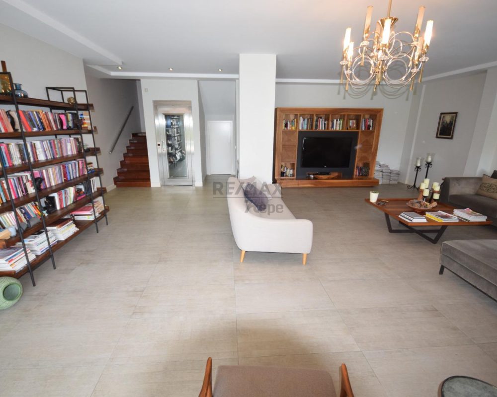 REMAX7TEPE DEN ACARKENTTE SATILIK C REVİZYON VİLLA