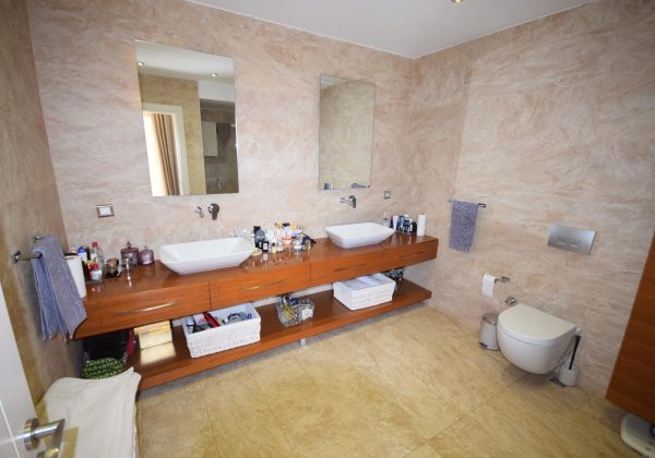 REMAX7TEPE DEN ACARKENTTE SATILIK C REVİZYON VİLLA küçük görsel