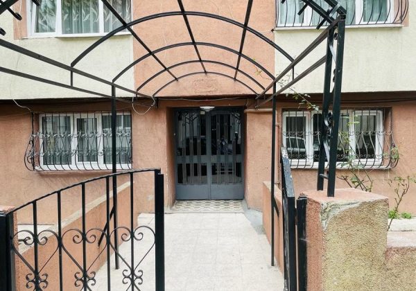 ÜSKÜDAR AHMEDİYE'DE 2+1 MERKEZİ KONUM ACİL SATILIK DAİRE küçük görsel