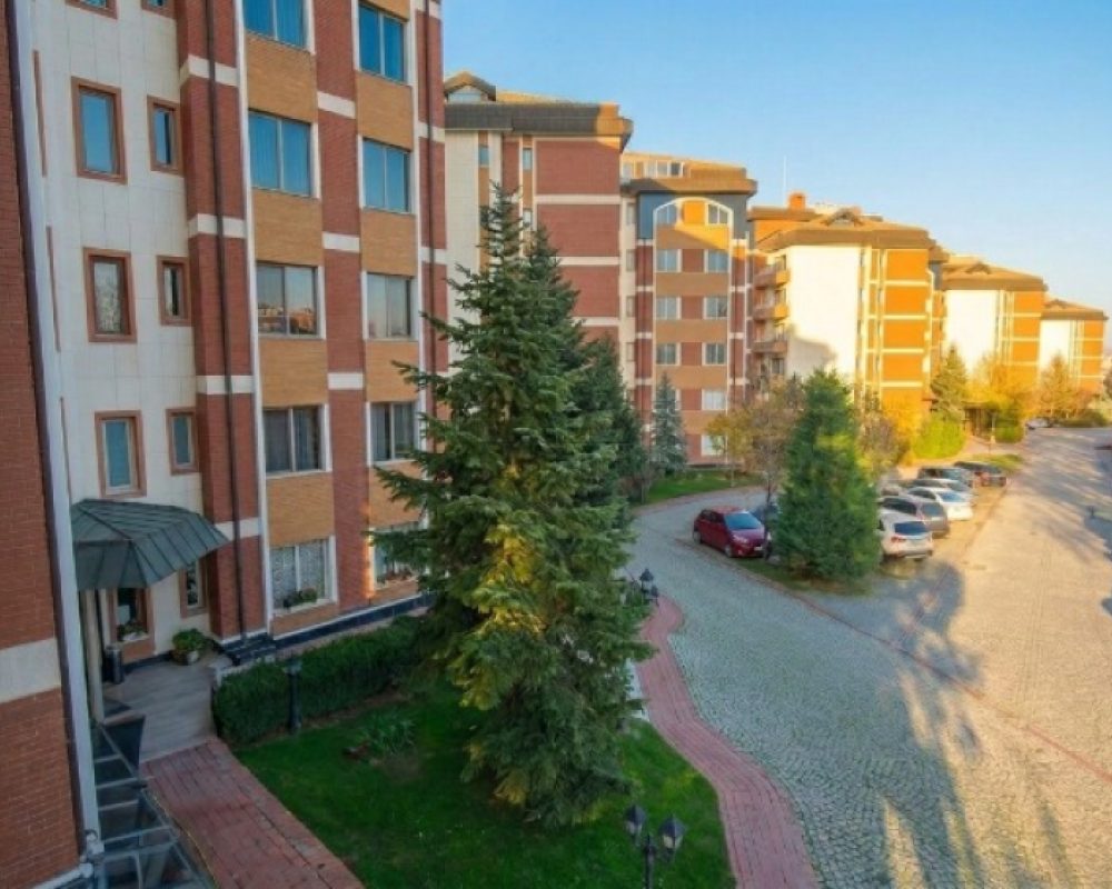REMAX 7TEPE DEN ACARKENT BOĞAZÜSTÜ EVLERİNDE SATILIK 3+1 DAİRE
