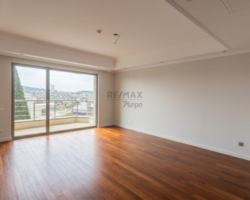 REMAX 7TEPE DEN ACARKENT BOĞAZÜSTÜ EVLERİNDE SATILIK 3+1 DAİRE