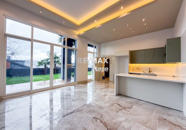 RE/MAX 7TEPE DEN YÜKSEK KONUM HAVUZLU SATILIK B TİPİ VİLLA küçük görsel