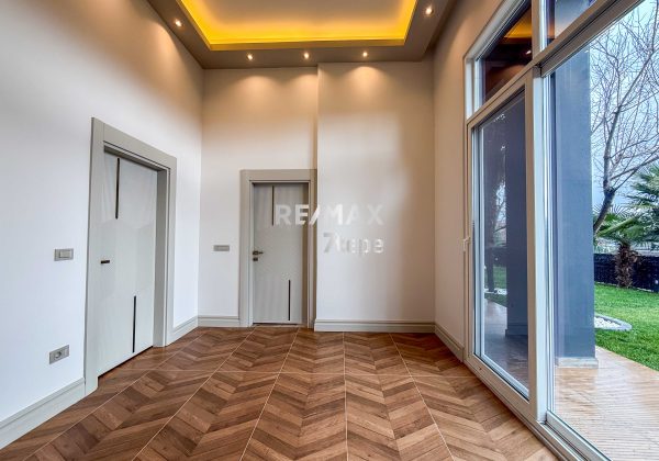RE/MAX 7TEPE DEN YÜKSEK KONUM HAVUZLU SATILIK B TİPİ VİLLA küçük görsel