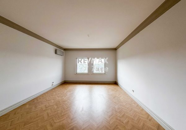 RE/MAX 7TEPE DEN YÜKSEK KONUM HAVUZLU SATILIK B TİPİ VİLLA küçük görsel