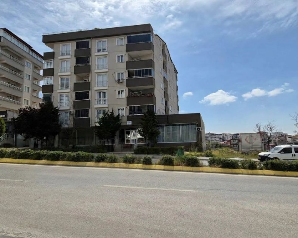 ÖZGÜRLÜK MAH. 2+1 GENİŞ SATILIK DUBLEX DAIRE