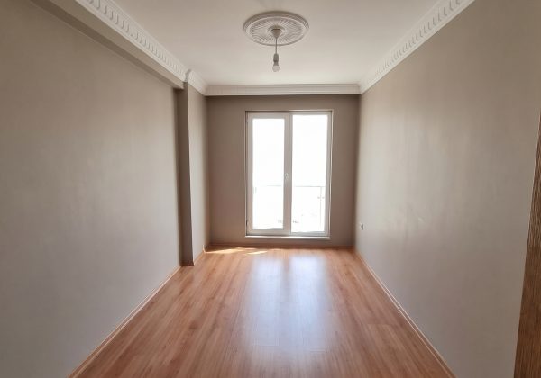 KARTAL KARLIKTEPE MERKEZİ KISMİ DENİZ MANZARALI SATILIK DAİRE küçük görsel