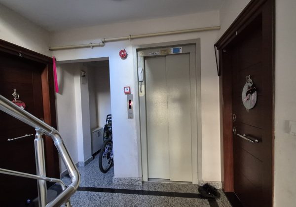 KARTAL KARLIKTEPE MERKEZİ KISMİ DENİZ MANZARALI SATILIK DAİRE küçük görsel