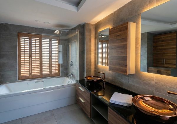 REMAX 7TEPE'DEN BEYKOZ'DA BOĞAZ MANZARASI HAKİMİYETLİ 3+1 DAİRE küçük görsel