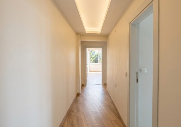 REMAX 7TEPE'DEN BEYKOZ'DA BOĞAZ MANZARASI HAKİMİYETLİ 3+1 DAİRE küçük görsel