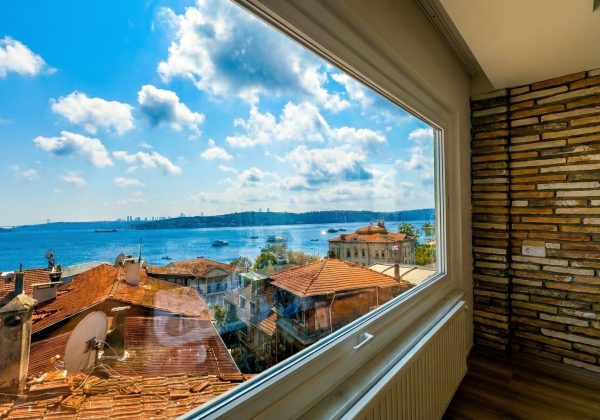 REMAX 7TEPE'DEN BEYKOZ'DA BOĞAZ MANZARASI HAKİMİYETLİ 3+1 DAİRE küçük görsel