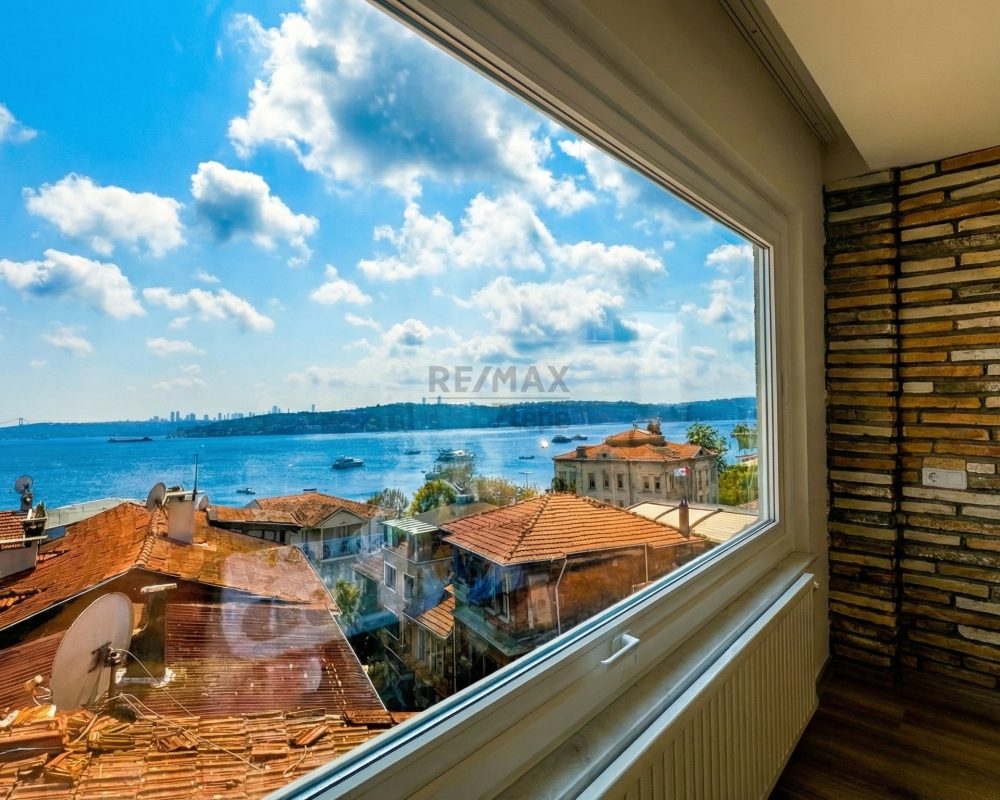 REMAX 7TEPE'DEN BEYKOZ'DA BOĞAZ MANZARASI HAKİMİYETLİ 3+1 DAİRE