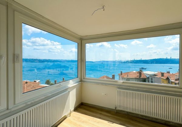 REMAX 7TEPE'DEN BEYKOZ'DA BOĞAZ MANZARASI HAKİMİYETLİ 3+1 DAİRE küçük görsel
