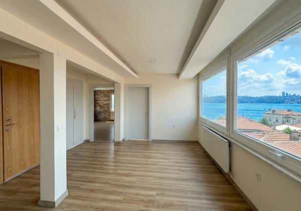 REMAX 7TEPE'DEN BEYKOZ'DA BOĞAZ MANZARASI HAKİMİYETLİ 3+1 DAİRE küçük görsel