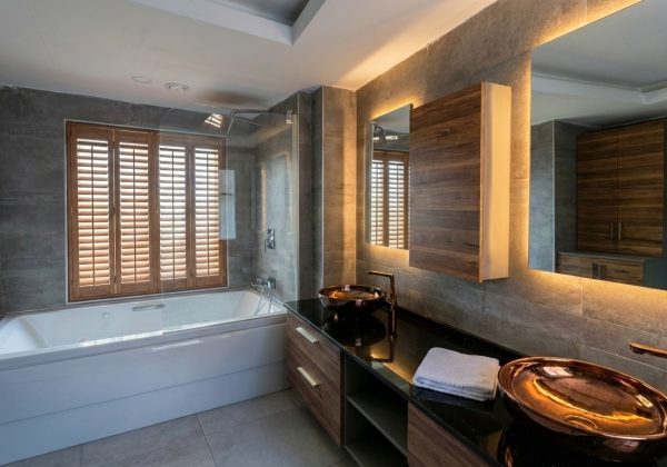 REMAX 7TEPE'DEN BEYKOZ'DA BOĞAZ MANZARASI HAKİMİYETLİ 3+1 DAİRE küçük görsel