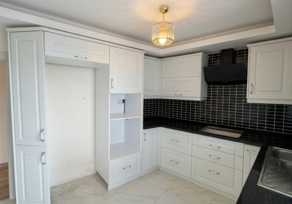 REMAX 7TEPE'DEN BEYKOZ'DA BOĞAZ MANZARASI HAKİMİYETLİ 3+1 DAİRE küçük görsel