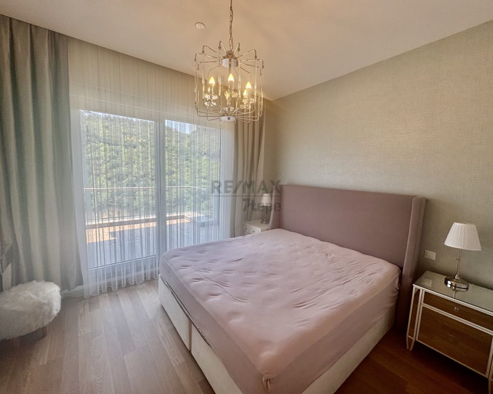 REMAX 7TEPE'DEN MASLAK AĞAOĞLU 1453 EŞYALI 1+1 SATILIK