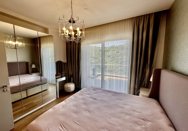 REMAX 7TEPE'DEN MASLAK AĞAOĞLU 1453 EŞYALI 1+1 SATILIK küçük görsel
