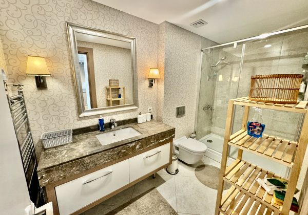 REMAX 7TEPE'DEN MASLAK AĞAOĞLU 1453 EŞYALI 1+1 SATILIK küçük görsel