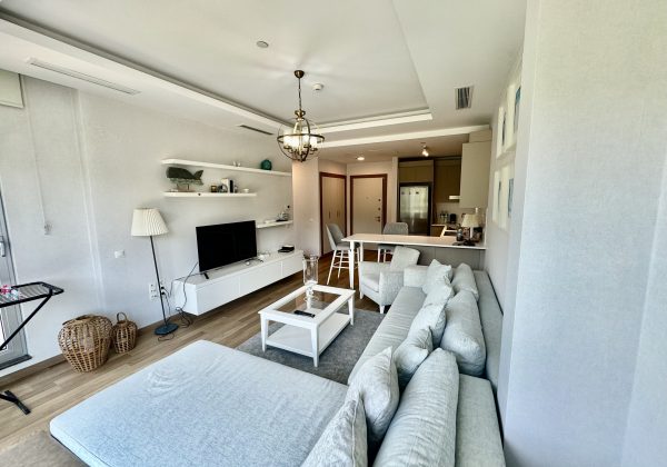 REMAX 7TEPE'DEN MASLAK AĞAOĞLU 1453 EŞYALI 1+1 SATILIK küçük görsel