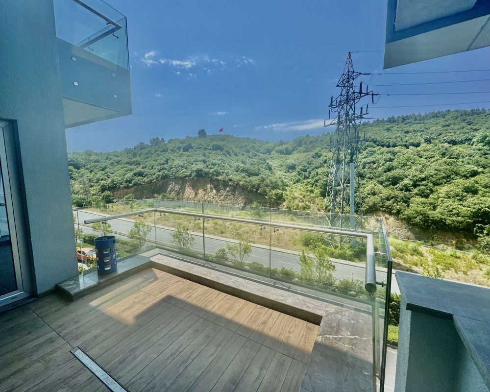REMAX 7TEPE'DEN MASLAK AĞAOĞLU 1453 EŞYALI 1+1 SATILIK